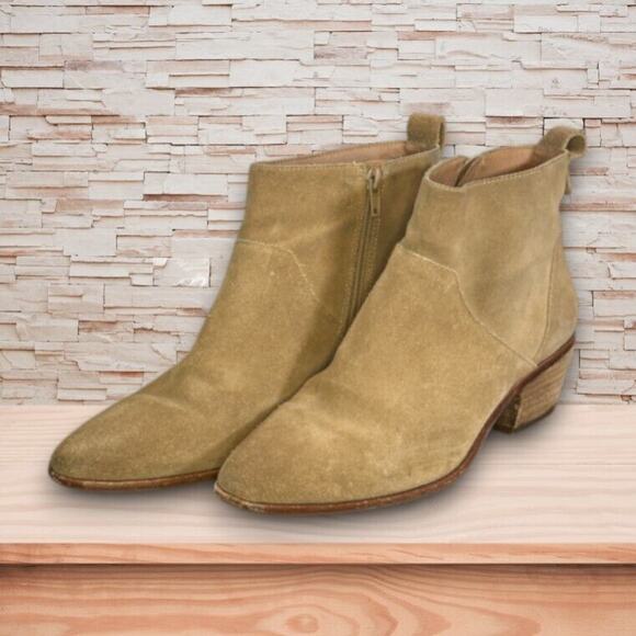 Sole Society Vixen Suede Almond Toe Side Zip
Ankle Boots Tan Women's 8 - Picture 3 of 6